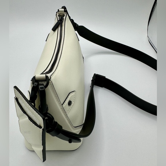 Charles & Keith Cream Crossbody Chain Handle Bag W/Changeable Straps Imported - Picture 6 of 13